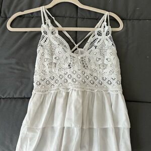 beautiful never worn white tank